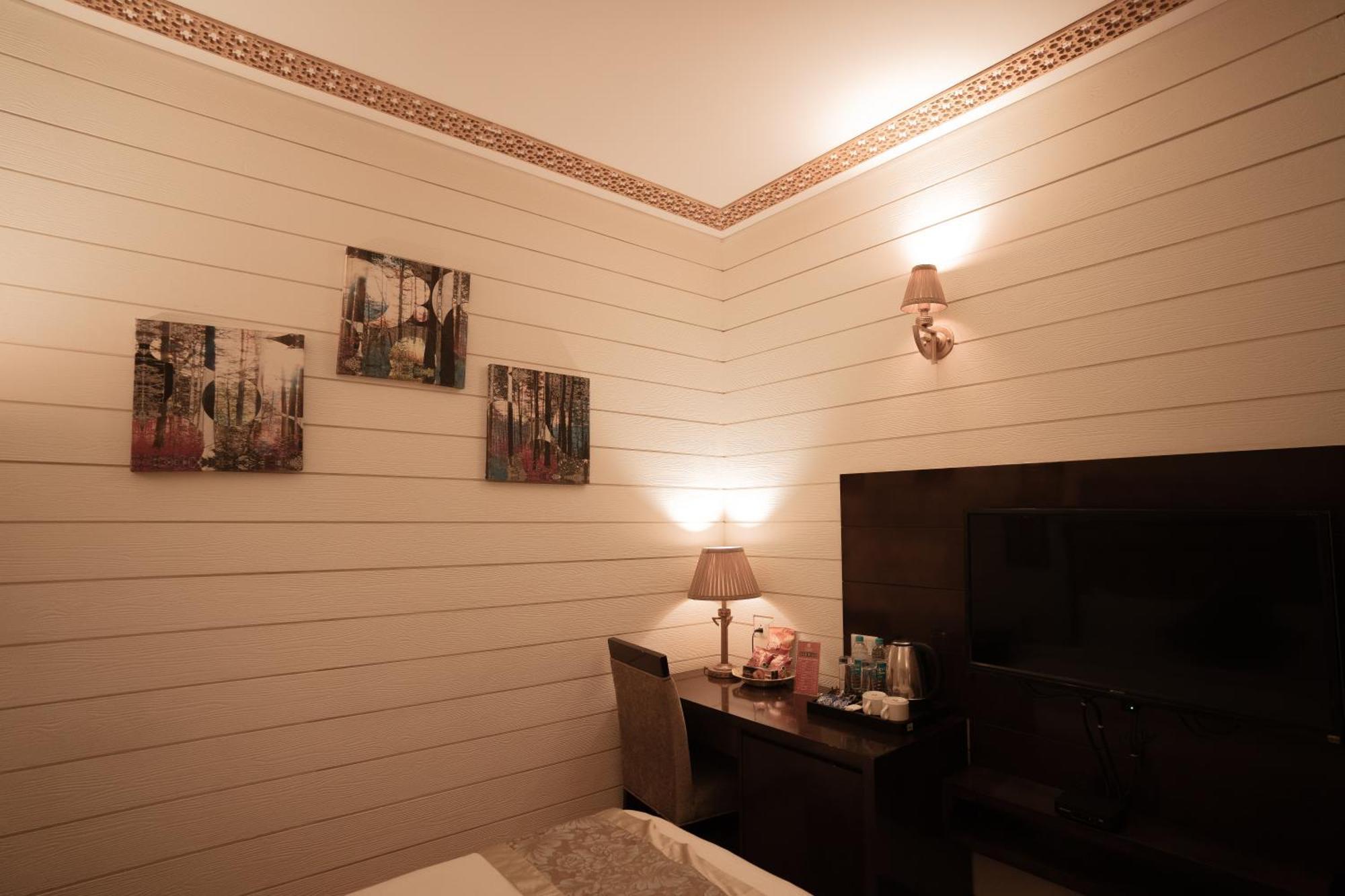 Sinon Baga Retreat Hotel Luaran gambar