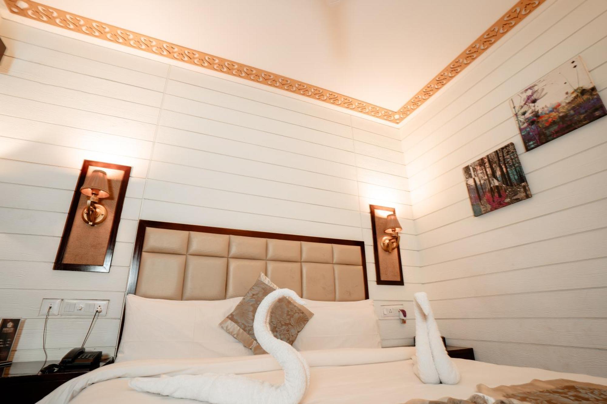 Sinon Baga Retreat Hotel Luaran gambar