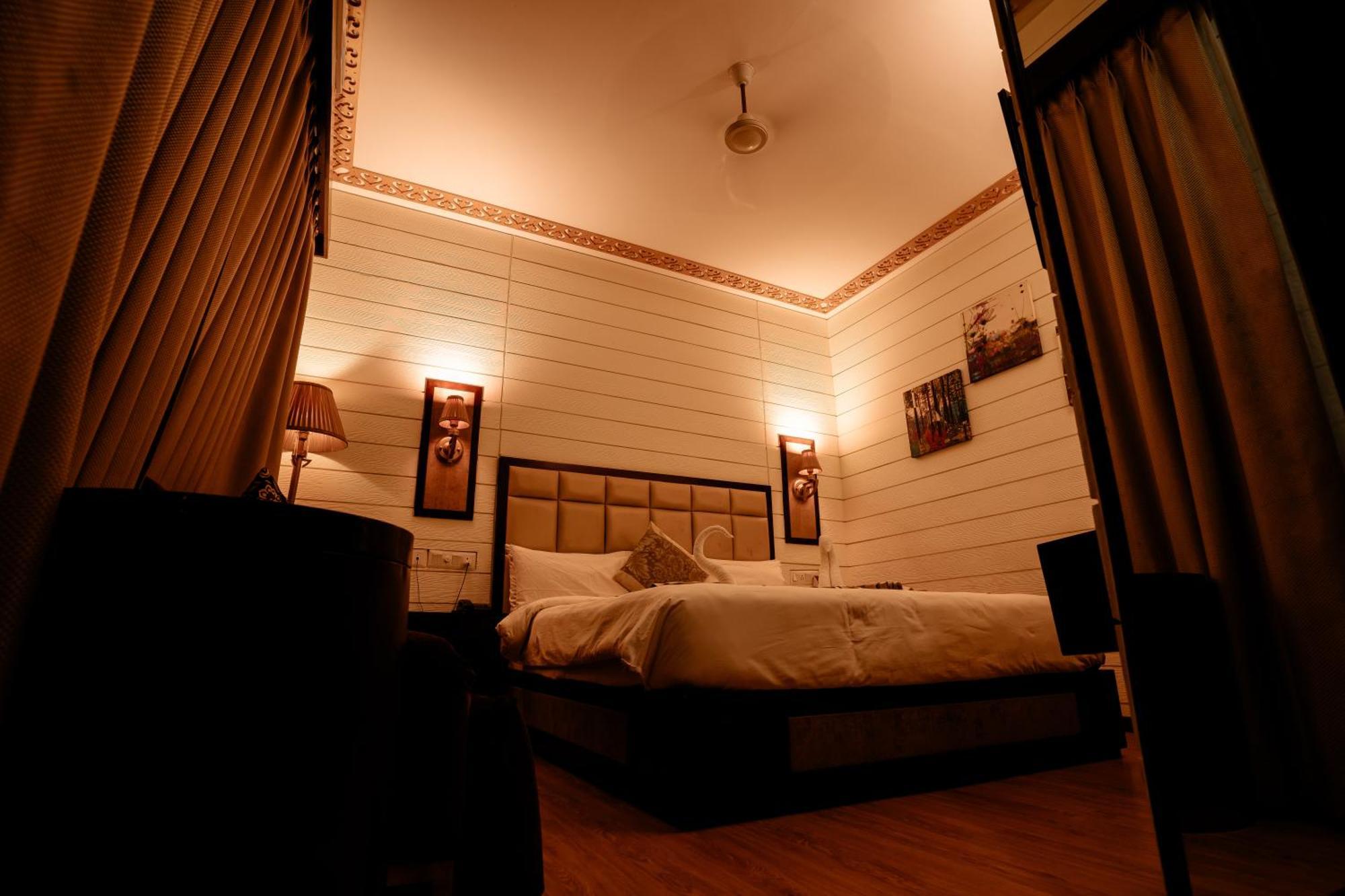 Sinon Baga Retreat Hotel Luaran gambar